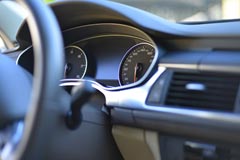 自動車保険など